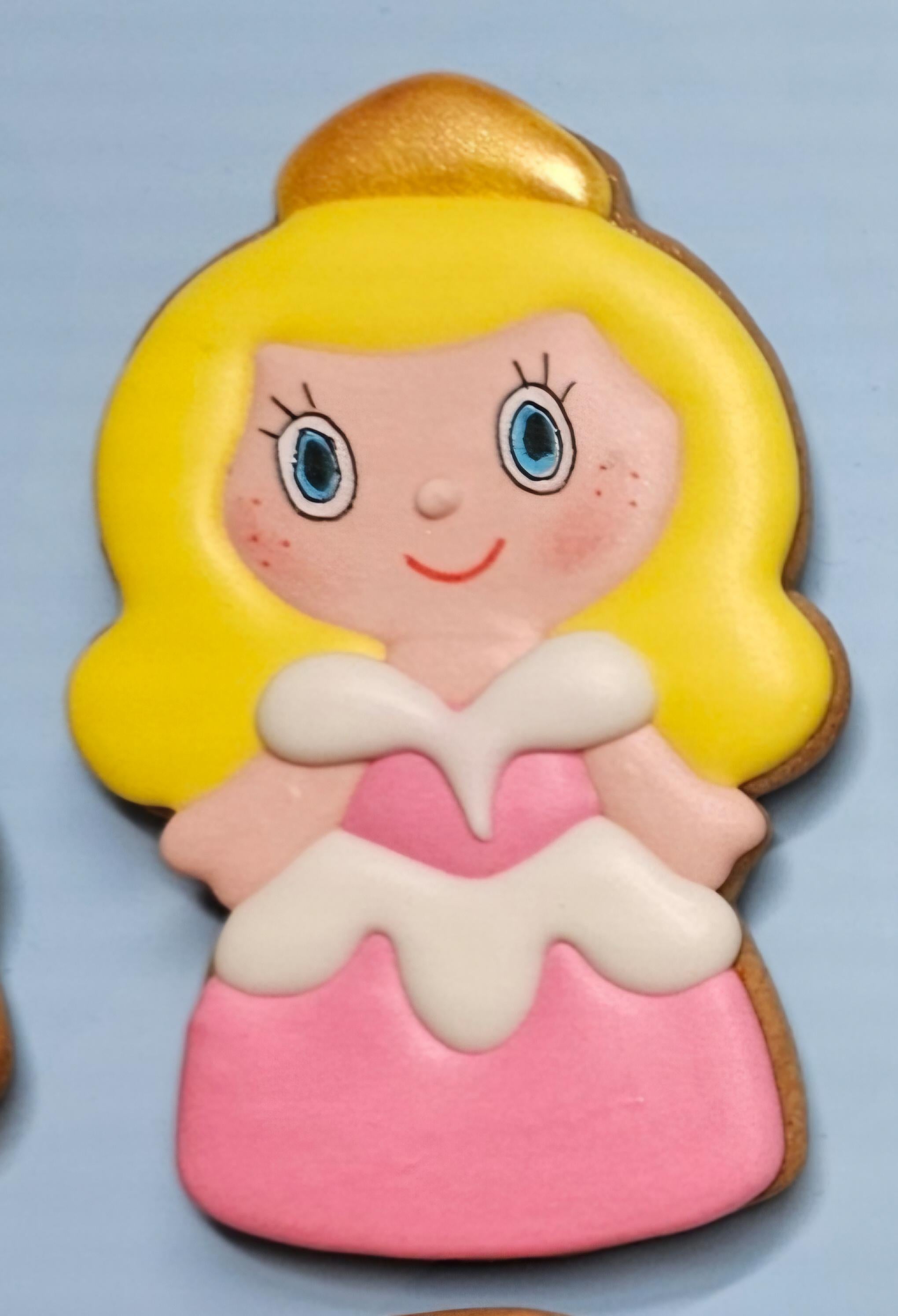 Princess Birthday Biscuits, Royal Icing Party Favors, Vanilla Cookies