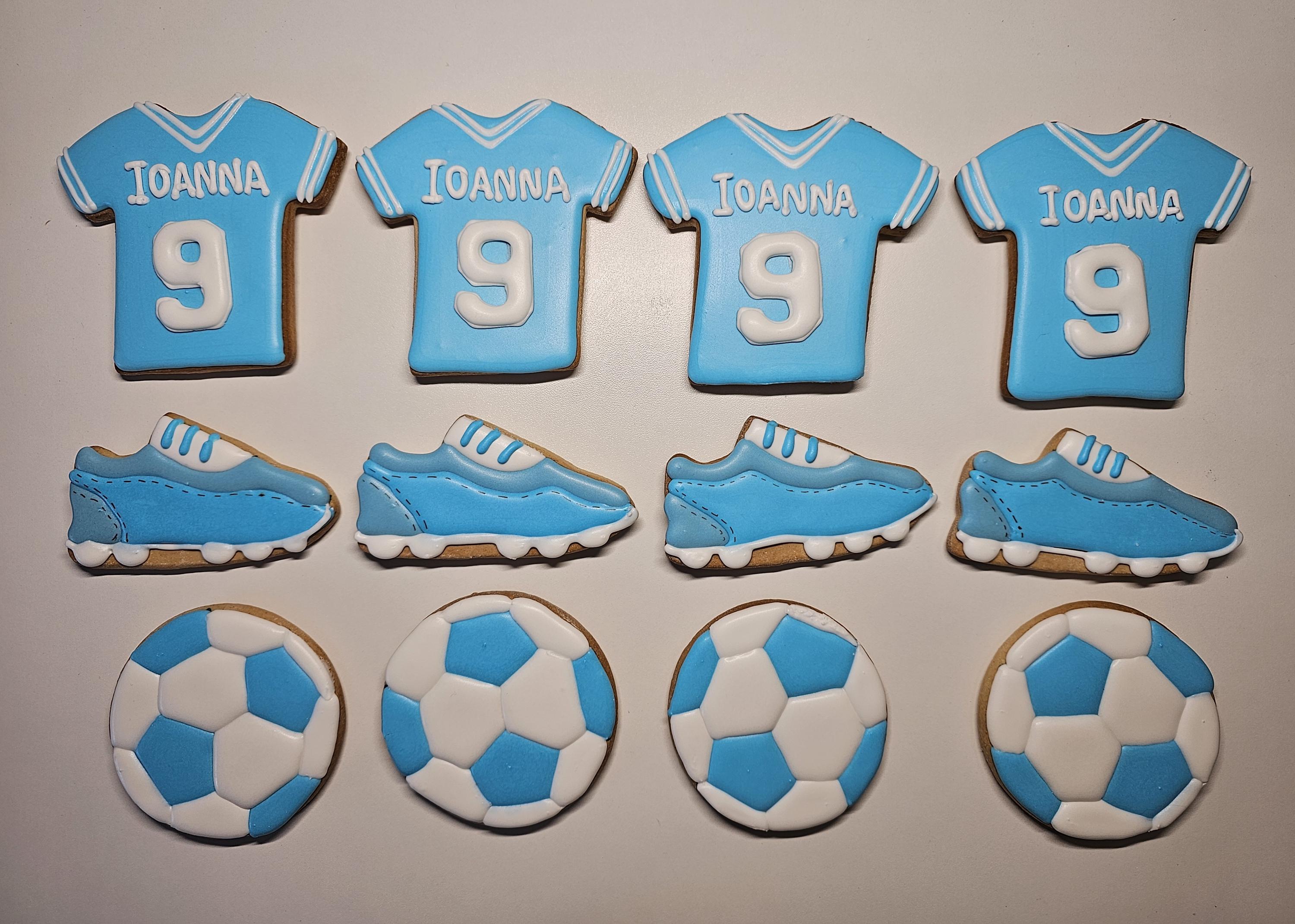 Football Royal Icing Vanilla Biscuits: Custom Cake Toppers, Party Favors